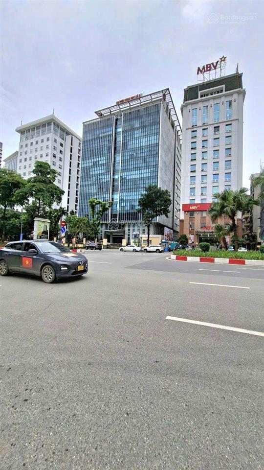 Bán nhà mặt phố liễu giai 120m2, 9 tầng 1 hầm giá thỏa thuận