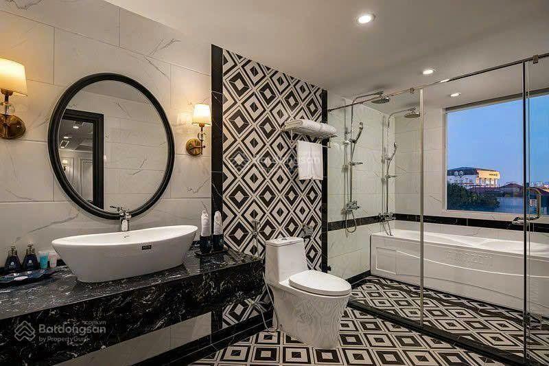 Bán nhà âu cơ 155m2, 9 tầng giá 43 tỷ. tây hồ
