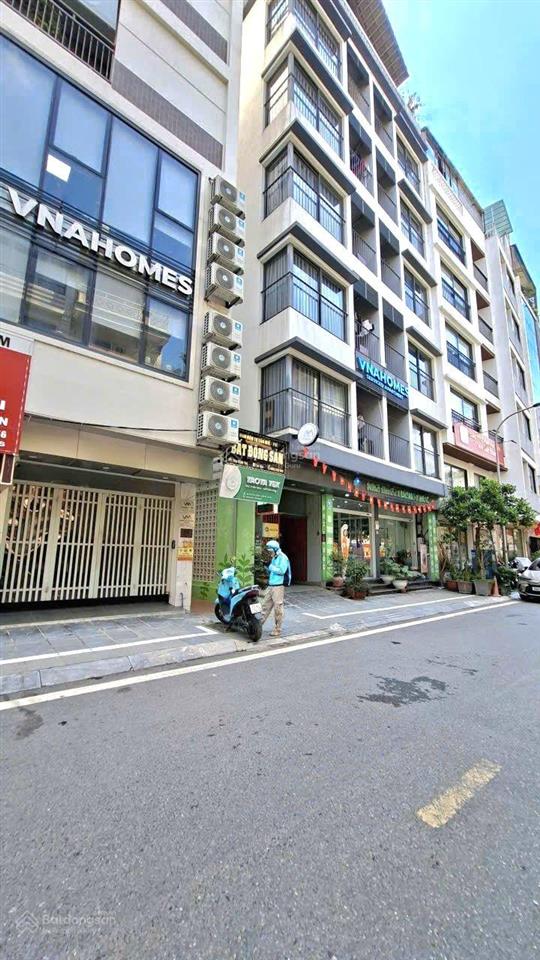 Bán nhà mặt phố võng thị 300m2, 9 tầng giá 155 tỷ. tây hồ