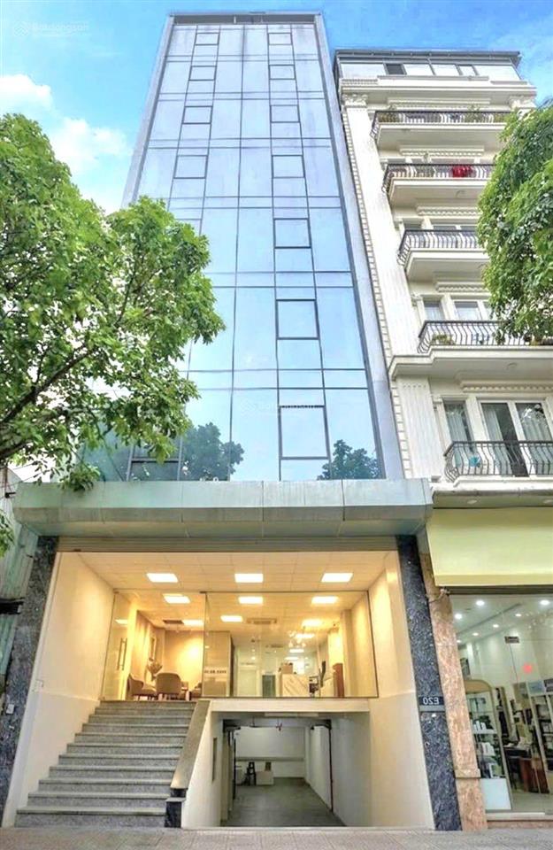 Bán nhà mặt phố giảng võ 135m2, 11 tầng giá 91 tỷ. ba đình