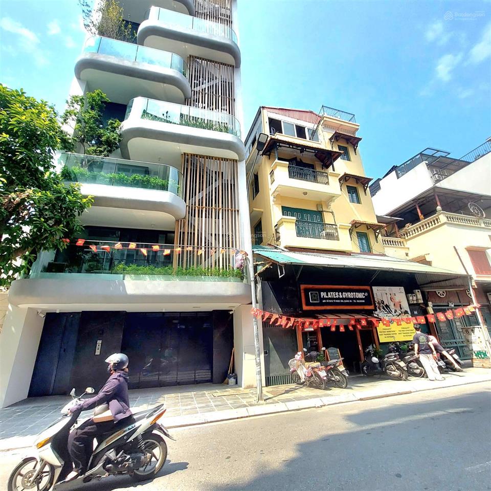 Bán nhà mặt phố tô ngọc vân 165m2, 9 tầng giá 110 tỷ. tây hồ