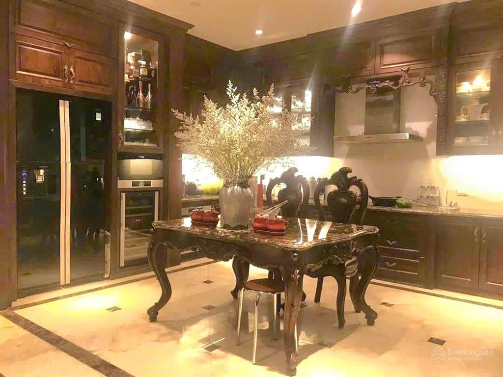Bán nhà mặt phố tô ngọc vân 400m2, giá 328 tỷ. tây hồ