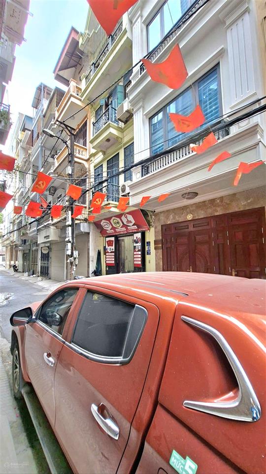 Bán nhà liễu giai 63m2, 5 tầng giá 32 tỷ. ba đình