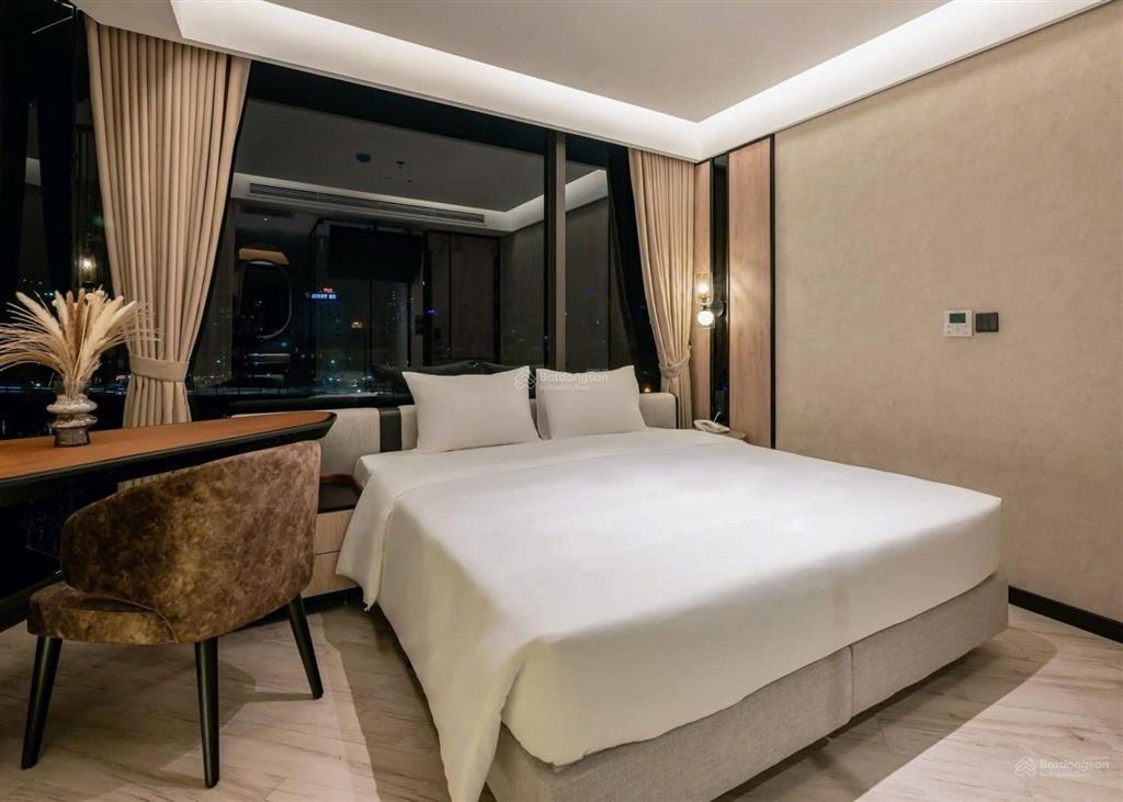 Bán nhà mặt phố yên lãng 326m2, 5 tầng giá 173 tỷ. đống đa