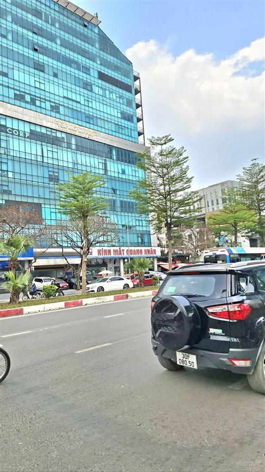 Bán nhà mặt phố giảng võ 200m2, giá 100 tỷ. ba đình