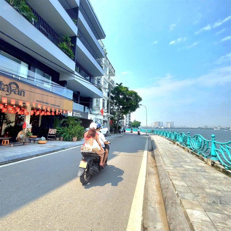 Bán nhà mặt phố quảng khánh 183m2, 5 tầng 1 hầm giá 158 tỷ. tây hồ