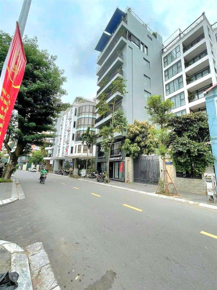 Bán nhà mặt phố đường tây hồ 135m2, 9 tầng 1 hầm giá 80 tỷ. tây hồ