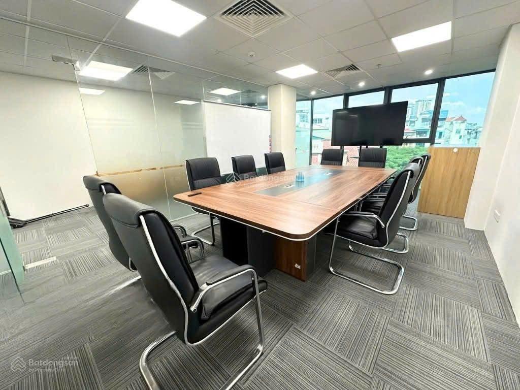 Bán nhà mặt phố trương công giai 155m2, 5 tầng giá 96 tỷ. cầu giấy