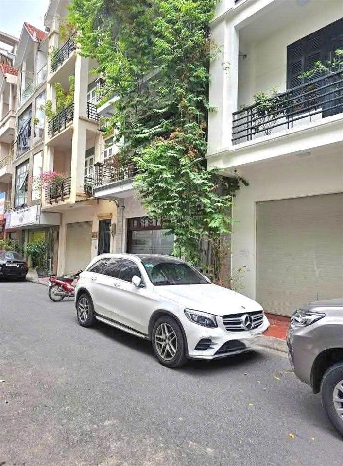 Bán nhà võ chí công 125m2, 6 tầng giá 28 tỷ. tây hồ