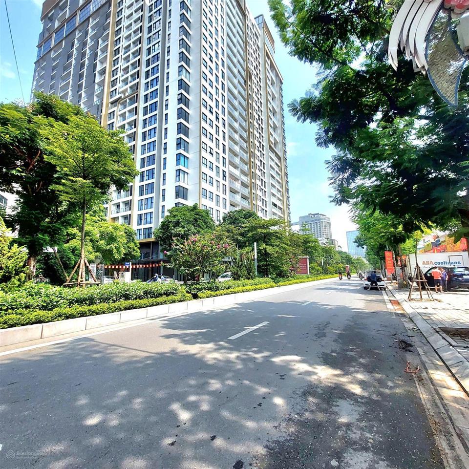 Bán nhà mặt phố lạc long quân 163m2, 9 tầng 1 hầm giá 55 tỷ. tây hồ