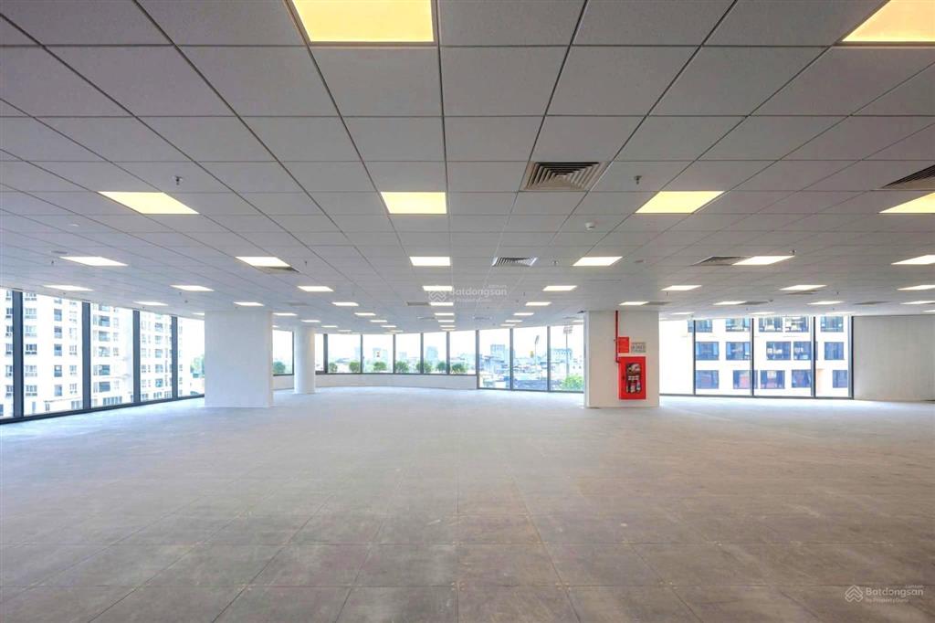 Bán nhà mặt phố yên lãng 320m2, 6 tầng giá 172 tỷ. đống đa