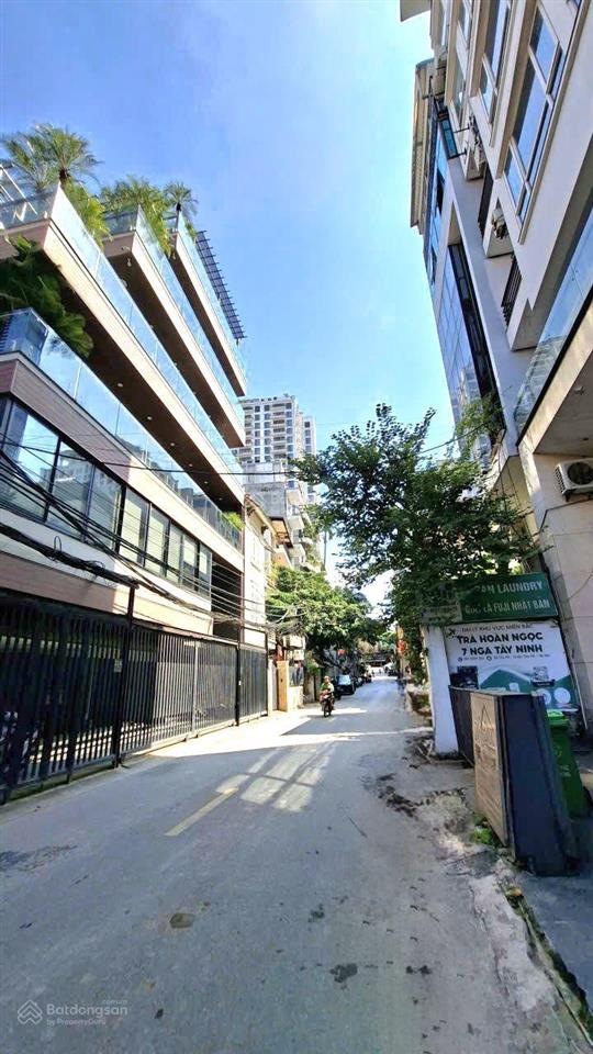 Bán biệt thự tại đường tây hồ 265m2, giá 95 tỷ. tây hồ