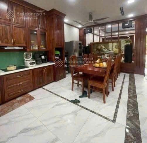 Bán biệt thự lạc long quân 365m2, giá 102 tỷ. tây hồ