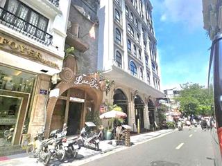 Bán nhà tại đường tây hồ 280m2, 9 tầng giá 100 tỷ. tây hồ