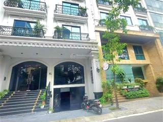 Bán nhà mặt phố linh lang 150m2, 5 tầng giá 68 tỷ. ba đình