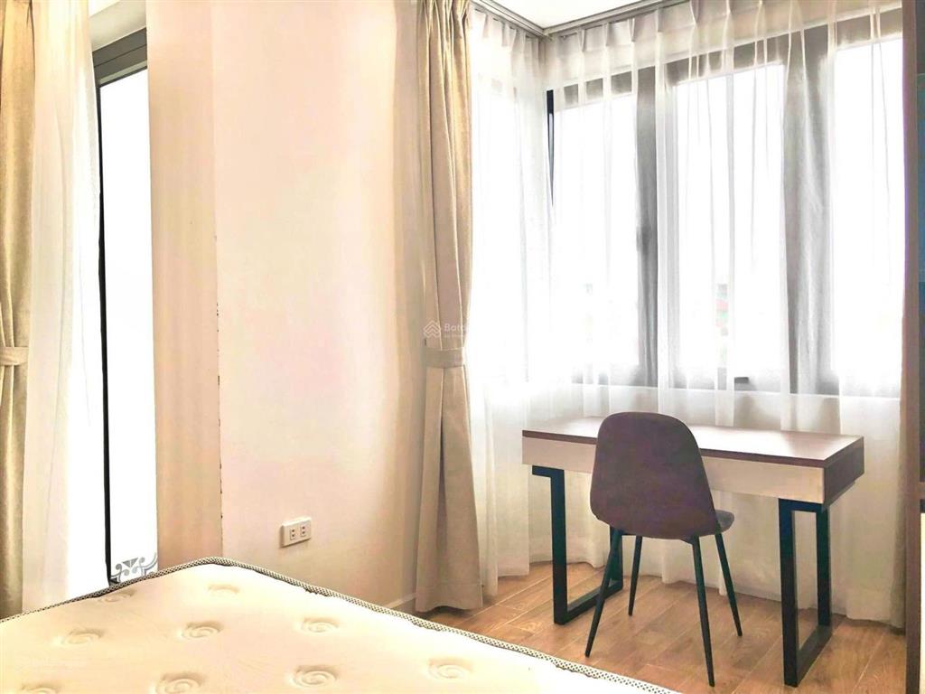 Bán nhà mặt phố văn cao 55m2, 5 tầng giá 43 tỷ. ba đình