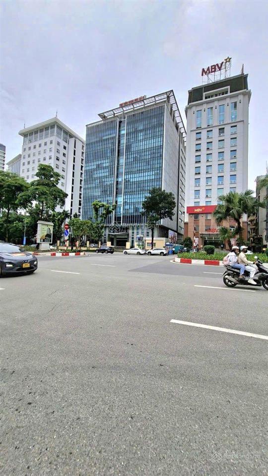 Bán nhà mặt phố văn cao 55m2, 5 tầng giá 43 tỷ. ba đình