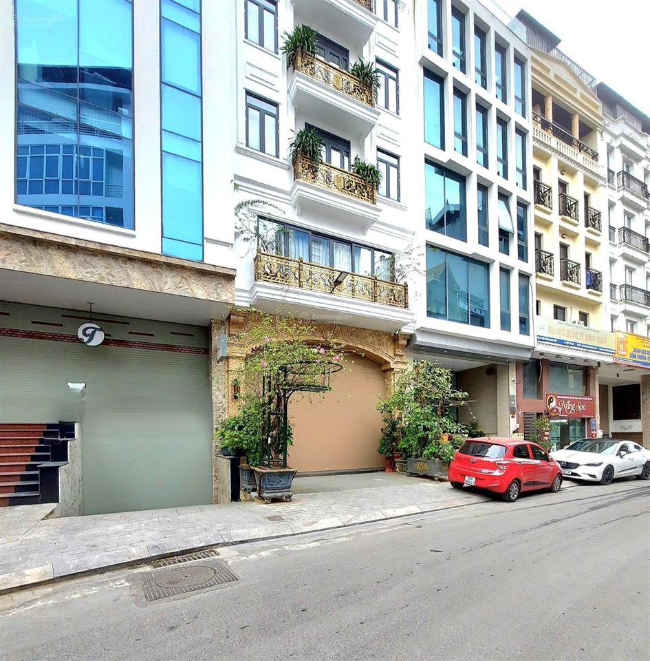 Bán nhà mặt phố hoàng sâm 125m2, 7 tầng 1 hầm giá 50 tỷ. cầu giấy