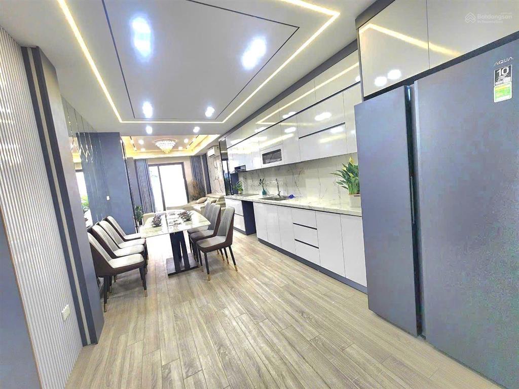 Bán nhà mặt phố quan thánh 62m2, 7 tầng giá 42 tỷ. ba đình