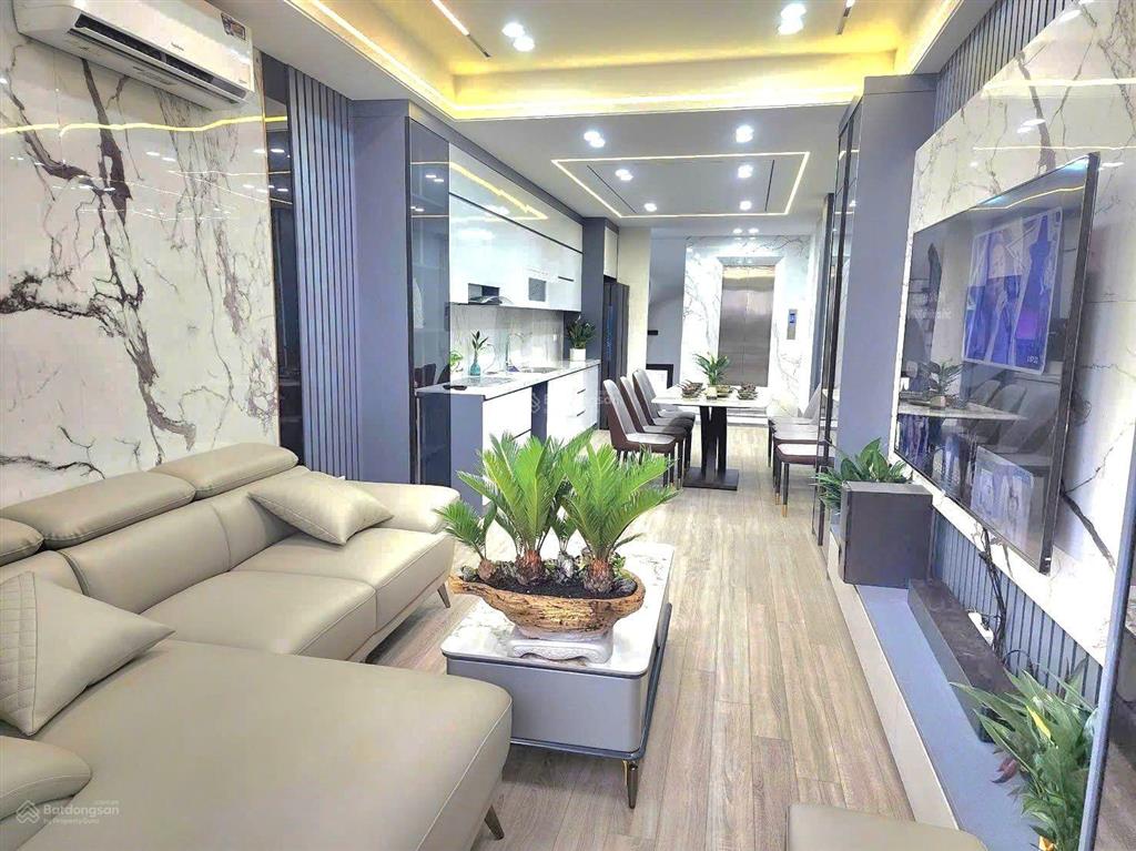 Bán nhà mặt phố quan thánh 62m2, 7 tầng giá 42 tỷ. ba đình