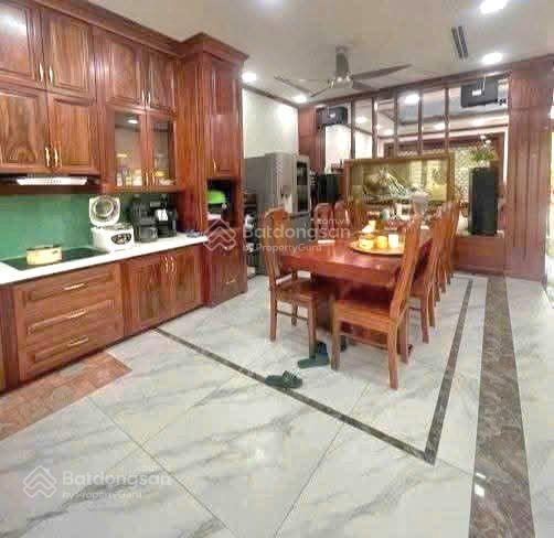 Bán nhà trần quốc hoàn 75m2, 5 tầng giá 30 tỷ. cầu giấy