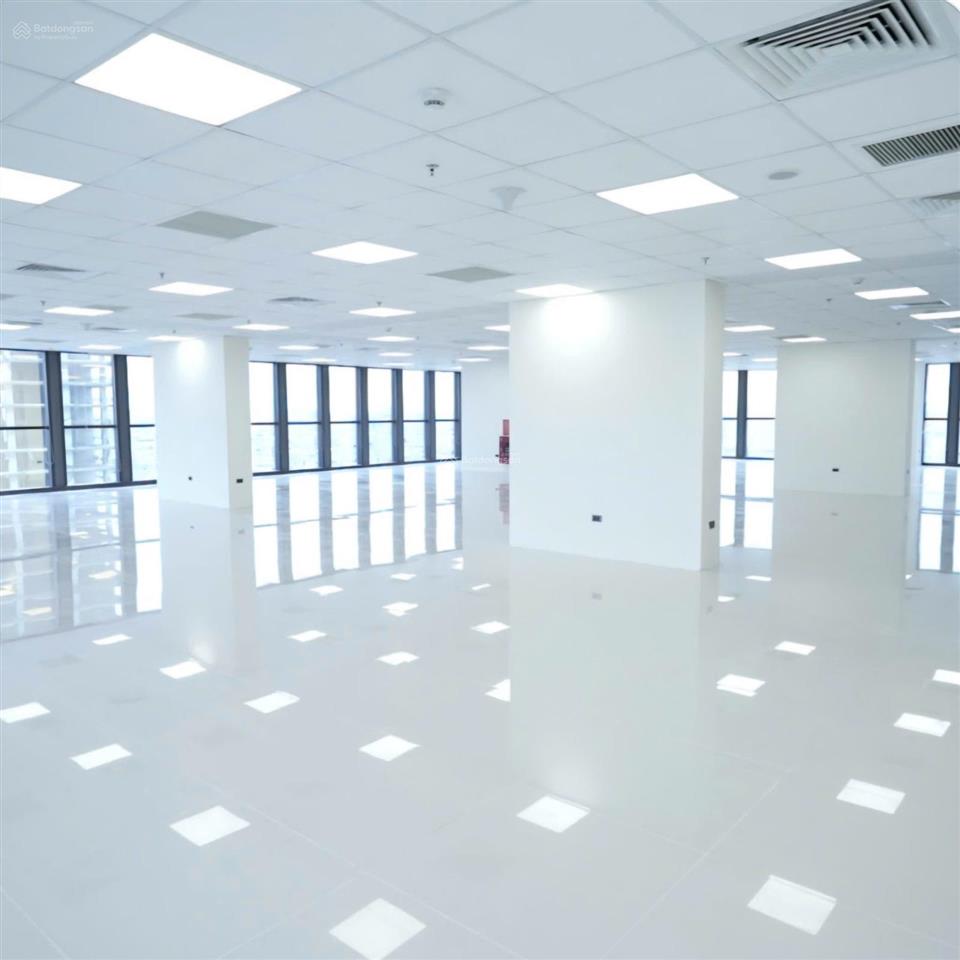 Bán nhà mặt phố yên lãng 315m2, giá 173 tỷ. đống đa