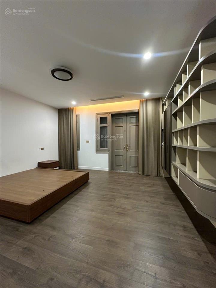 Cho thuê nhà bt 200 m2 tại việt hưng, long biên. 4 tầng. full đồ. giá 50 tr có đàm phán.