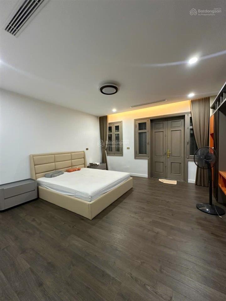 Cho thuê nhà bt 200 m2 tại việt hưng, long biên. 4 tầng. full đồ. giá 50 tr có đàm phán.