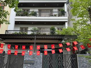 Cho thuê nhà bt 200 m2 tại việt hưng, long biên. 4 tầng. full đồ. giá 50 tr có đàm.