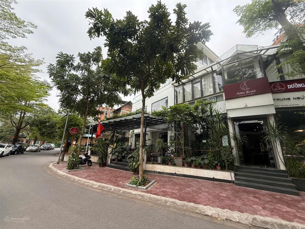 Chính chủ cho thuê nhà biệt thự kết việt hưng, long biên 200m2 xd 4 tầng, sang đẹp thang máy, 40 tr