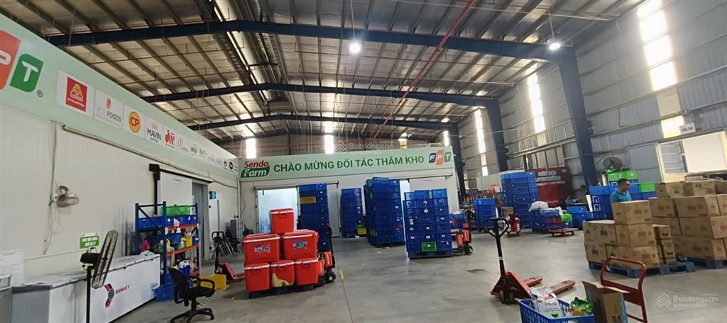 Cho thuê kho tại sài đồng, long biên, 450m2 công đỗ cửa, giá 100k/m2