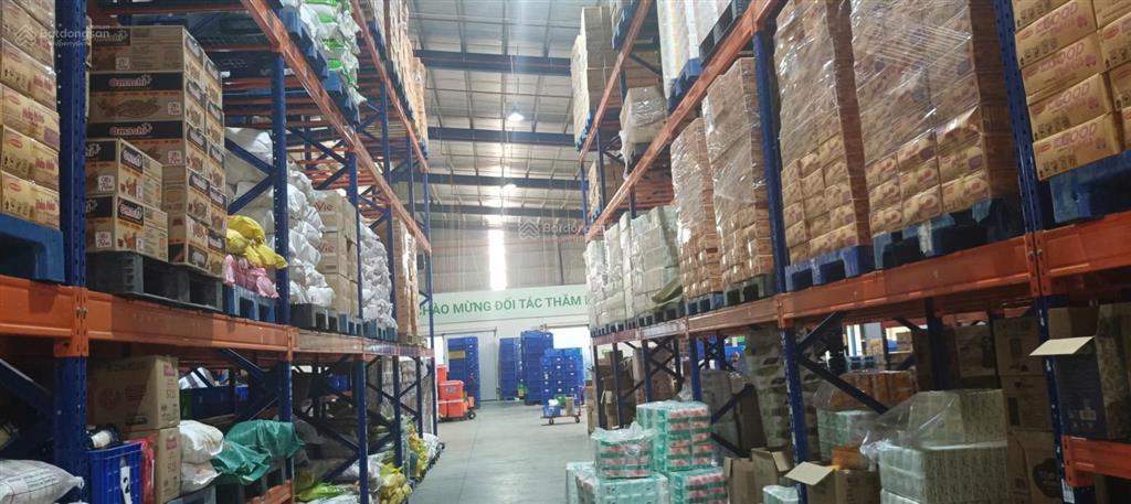 Cho thuê kho tại sài đồng, long biên, 450m2 công đỗ cửa, giá 100k/m2