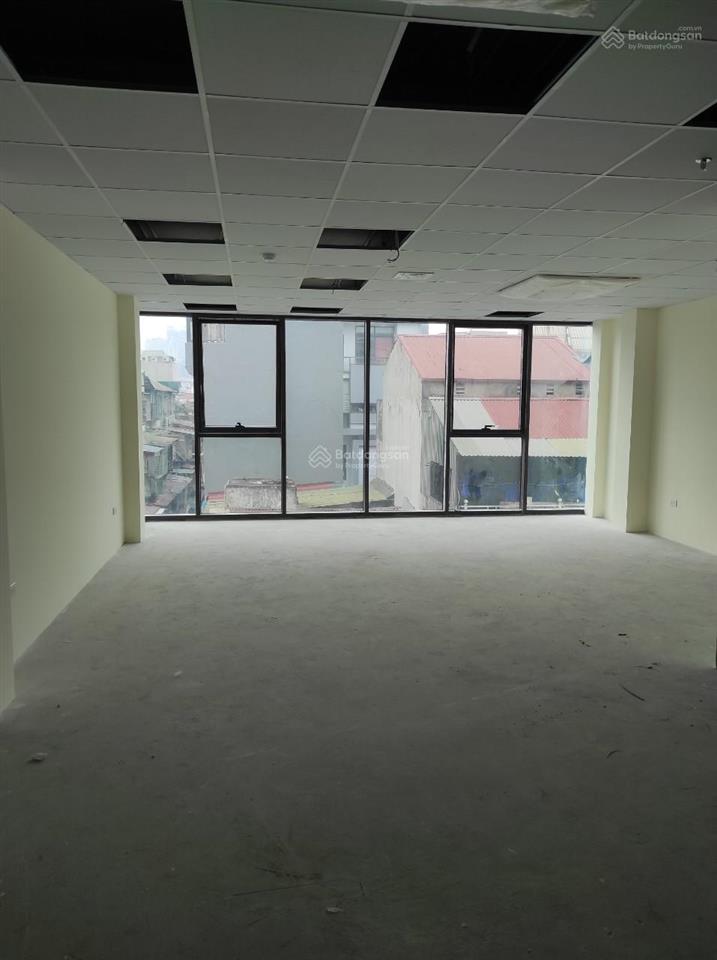 Cho thuê nhà mp nguyễn văn cừ, long biên 50m2 7 tầng thang máy, lô góc 8m, giá 45 triệu