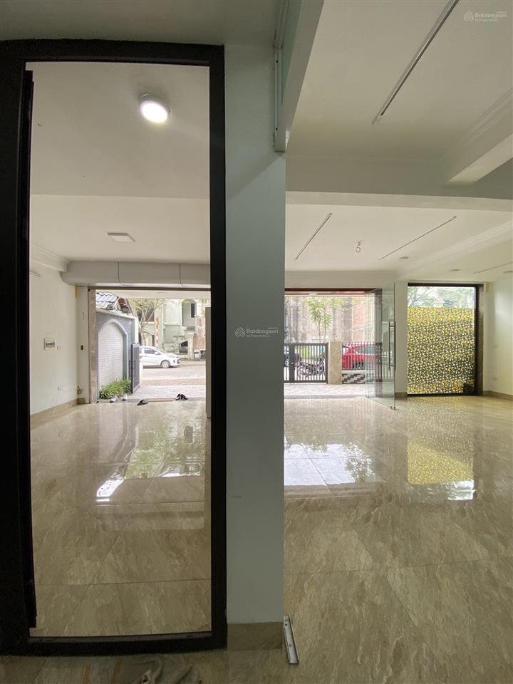 Chính chủ cho thuê nhà yên lạc, minh khai 80m² 4 tầng thông sàn thang máy, đh, mới 100%, giá 32 t