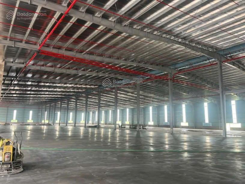 Cho thuê kho kẻ tạnh, việt hưng 250m2, mt 10m, đường xe tải, giá 25 triệu