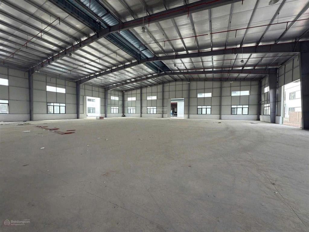 Cho thuê kho kẻ tạnh, việt hưng 250m2, mt 10m, đường xe tải, giá 25 triệu