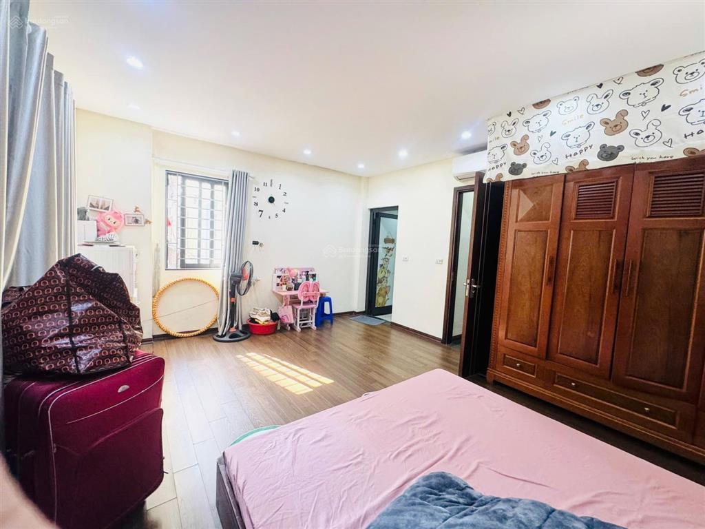 Chính chủ cần bán căn nhà tại ngọc thụy, long biên, 34 m2 5 tầng, mặt tiền 5m siêu đẹp