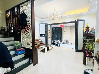 Chính chủ cần bán căn nhà tại ngọc thụy, long biên, 34 m2 5 tầng, mặt tiền 5m siêu đẹp
