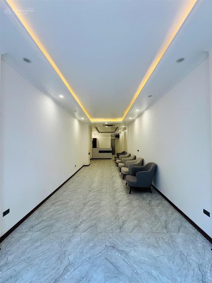 Cho thuê nhà mp mai hắc đế, hai bà trưng 80 m2 4 tầng. đủ điều hoà. giá 45 triệu