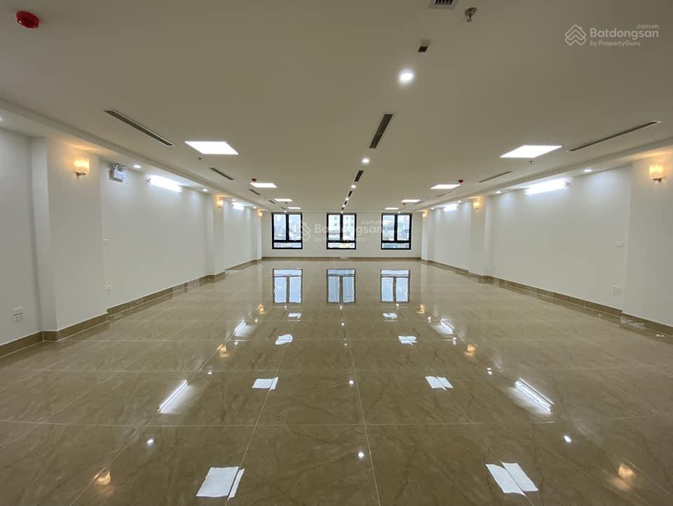 Cho thuê nhà mặt phố lý thường kiệt, hai bà trưng,90m2 9 tầng, mt 6,5m thông sàn, thang máy, 180 tr