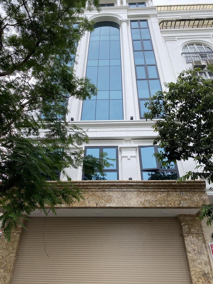 Cho thuê nhà mặt phố lý thường kiệt, hai bà trưng,90m2 9 tầng, mt 6,5m thông sàn, thang máy, 180 tr