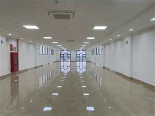 Cho thuê sàn văn phòng tại mặt phố đại la, hai bà trưng. 260m2 thông sàn giá 32 triệu