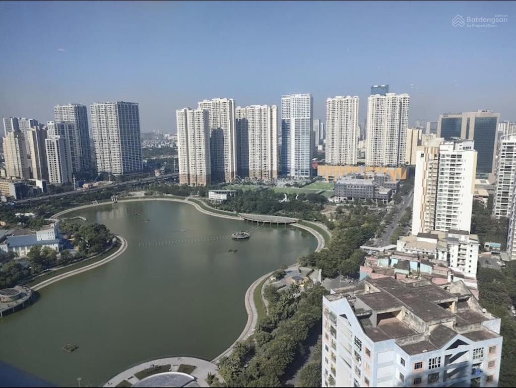 Cho thuê sàn văn phòng phố hồng tiến, long biên dt 125m2 thông sàn, có thang máy điều hòa, 12 triệu