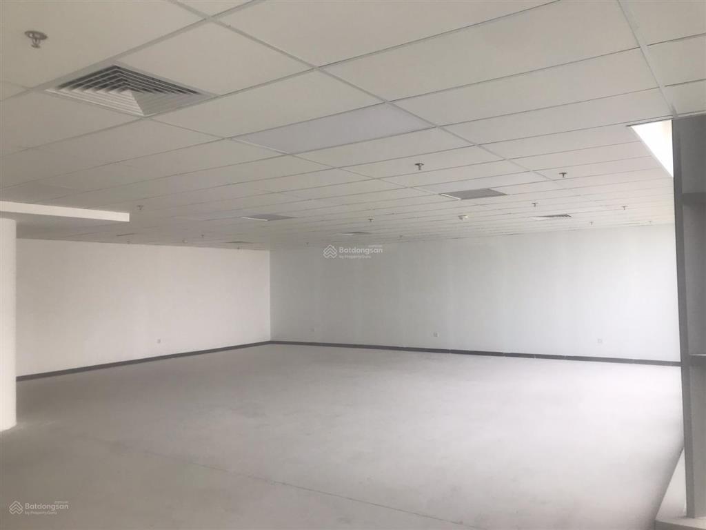 Cho thuê sàn văn phòng phố hồng tiến, long biên dt 125m2 thông sàn, có thang máy điều hòa, 12 triệu