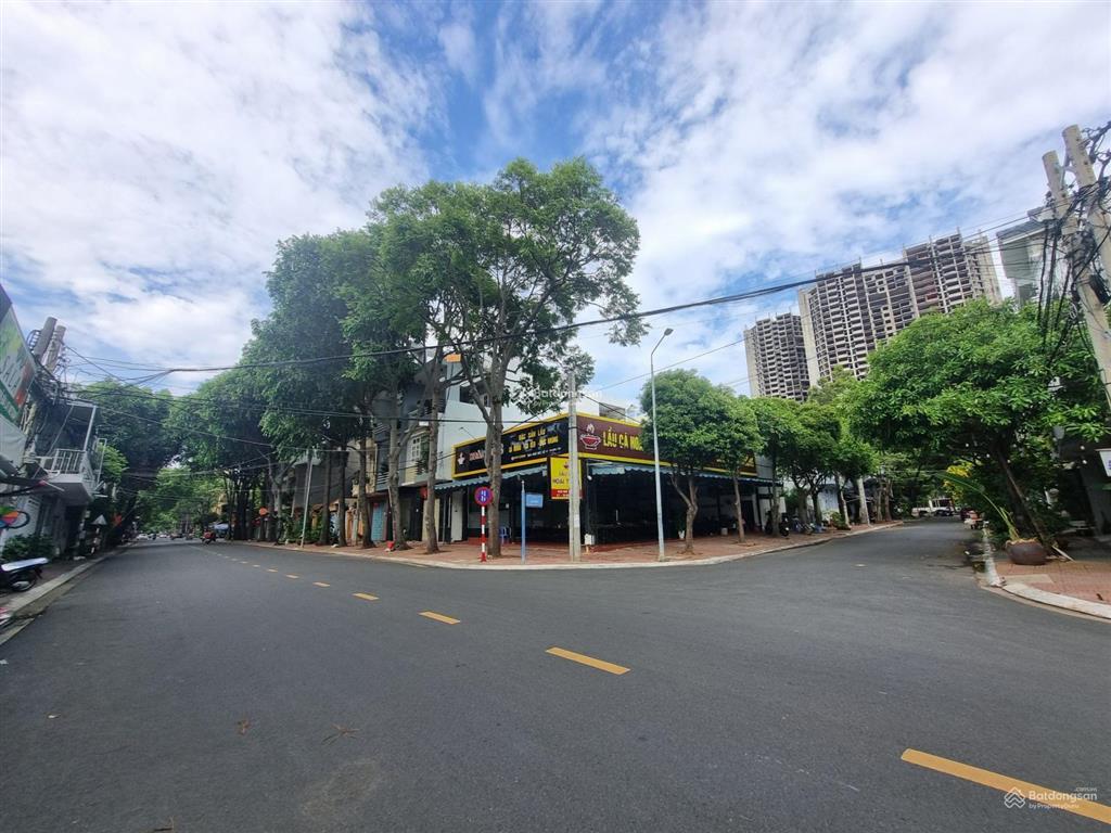 Bán nhà căn góc 2 mặt tiền ngô đức kế  s=244m2=11,5x20m trung tâm thương mại vũng tàu  30 tỷ