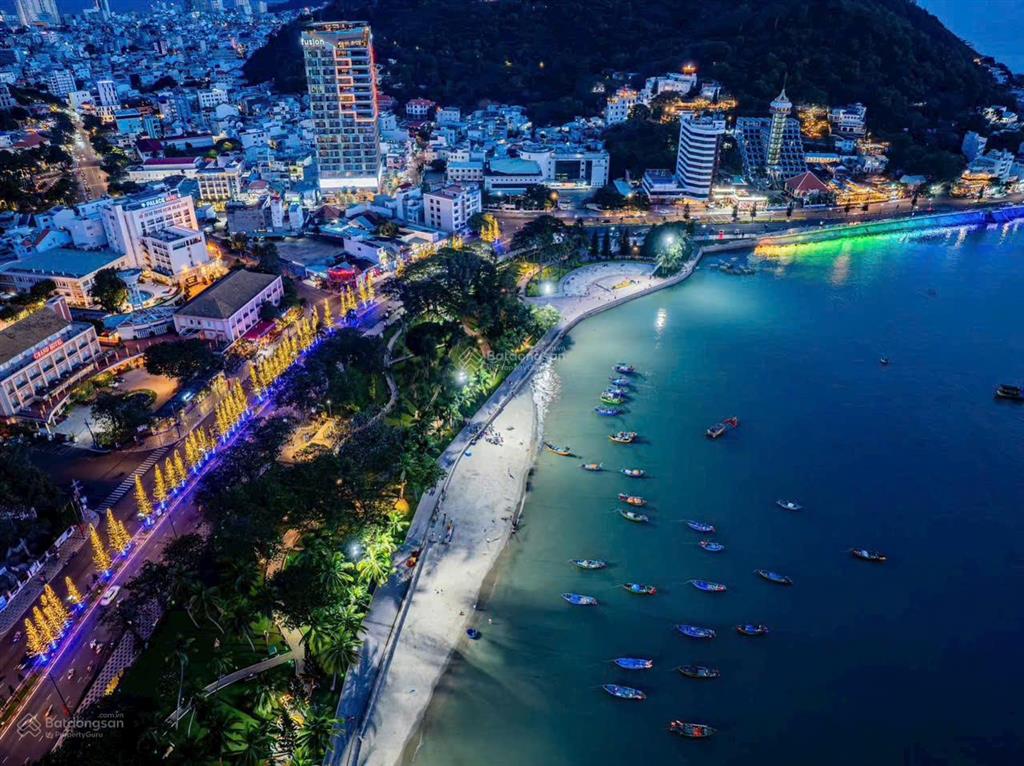 Bán tòa nhà mặt phố đường trần nguyên hãn  khu bãi trước vũng tàu  s=300m2 =10x30m=8 tầng  50 tỷ