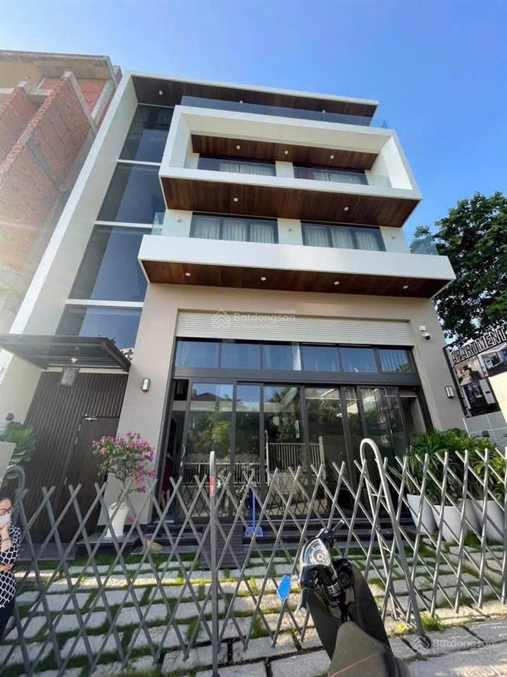 Bán nhà 5 tầng đường trần phú  s=120m2 =10 x 12m  thiết kế hiện đại, view biển, đáng sống  15 tỷ