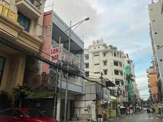 Bán nhà mặt tiền phó đức chính  ngay bãi sau vũng tàu  s=105m2=5x21m =3 tầng =12 phòng  16 tỷ