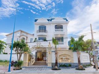 Bán biệt thự cổ điển căn góc 2 mặt tiền đường mạc thanh đạm  s=263m2 =4 tầng  sát bãi sau  56 tỷ