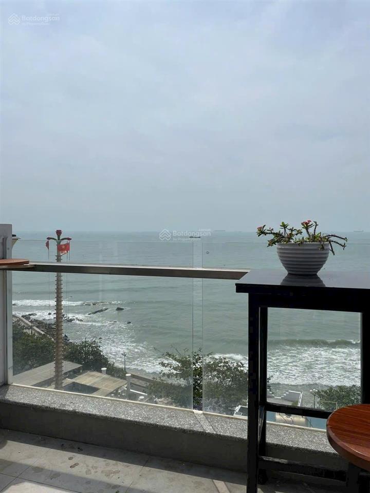 Bán nhà góc 2 mặt tiền view biển khu bãi dứa  đường hạ long  s=95m2 ngang 6,7m = 3 tầng  16 tỷ
